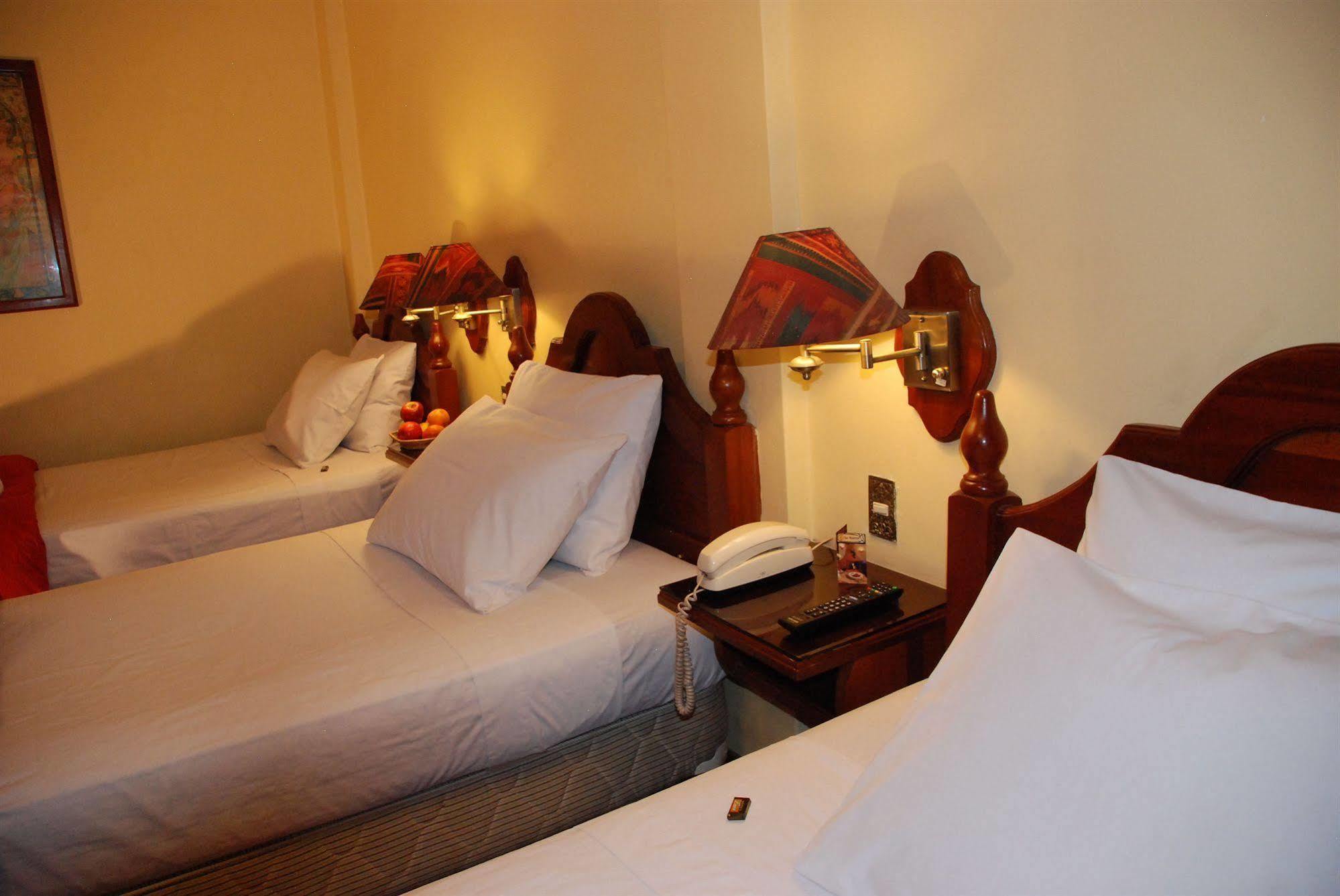 Hotel Casona Colon Inn Puno Kültér fotó